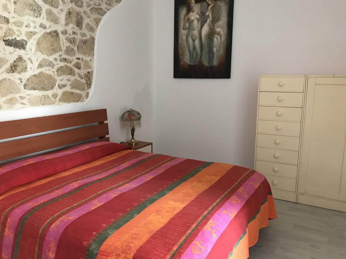 B&B Tredomus Tresnuraghes Ngoại thất bức ảnh