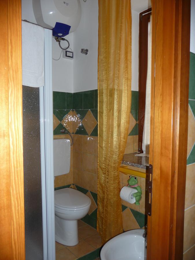 B&B Tredomus Tresnuraghes Ngoại thất bức ảnh
