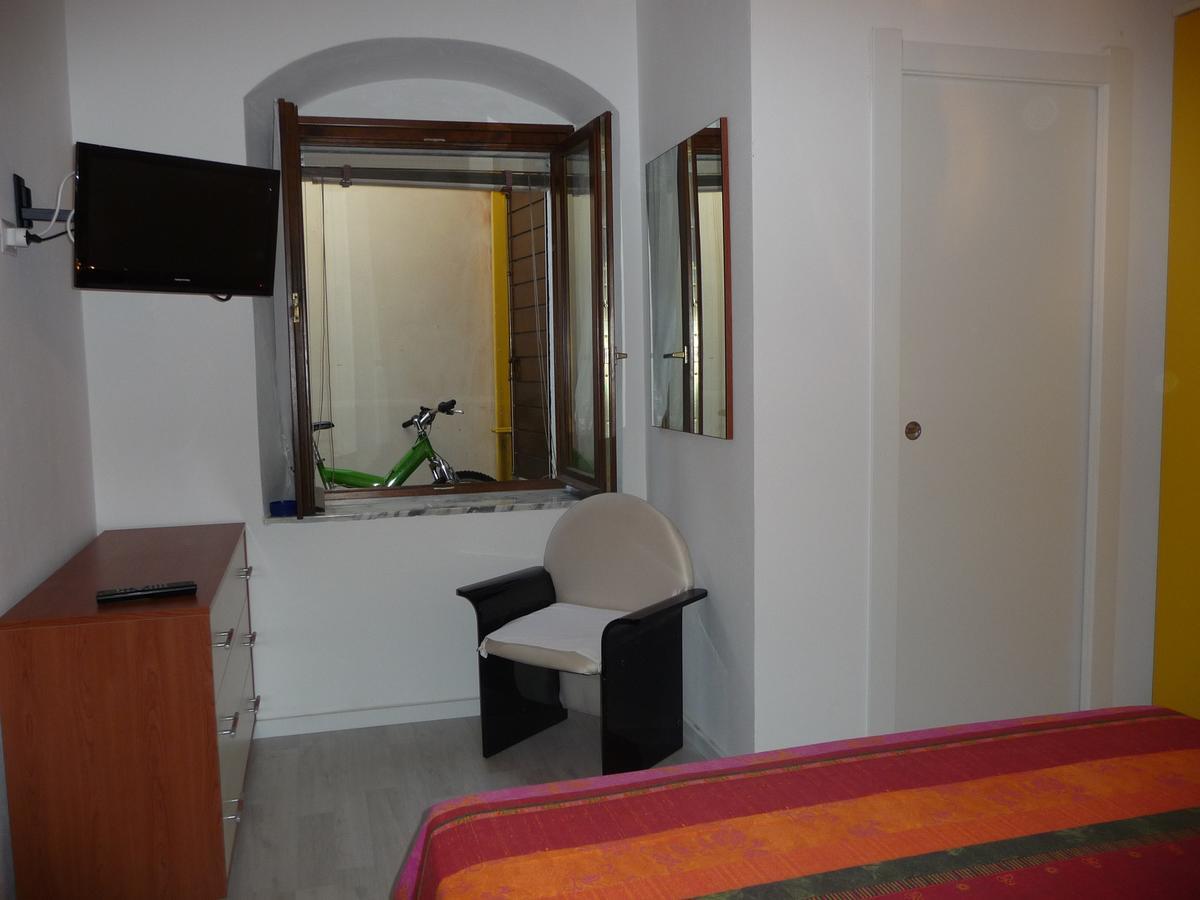 B&B Tredomus Tresnuraghes Ngoại thất bức ảnh
