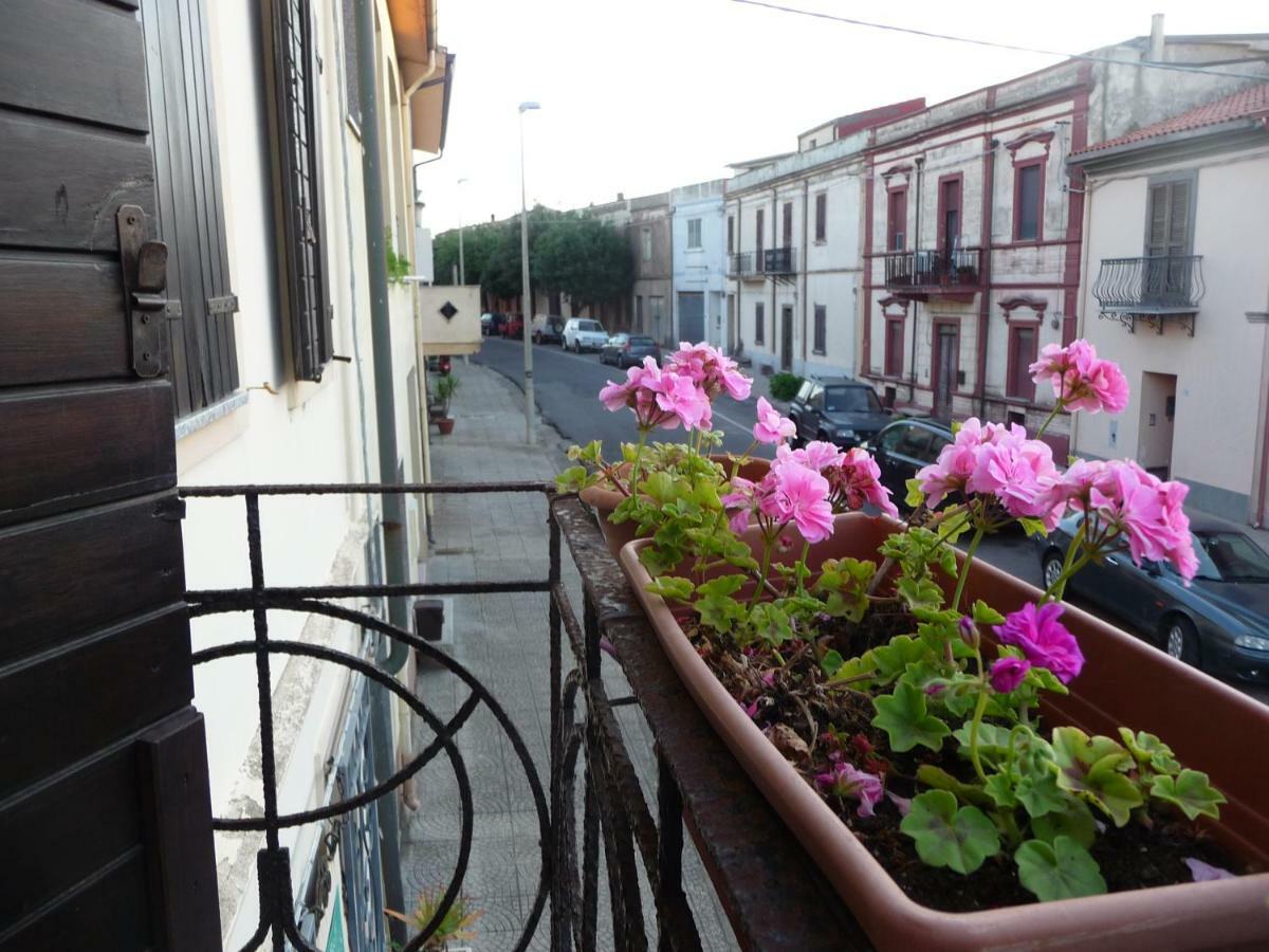 B&B Tredomus Tresnuraghes Ngoại thất bức ảnh